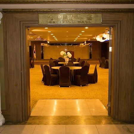 בוסאן Diamond Tourist Hotel מראה חיצוני תמונה