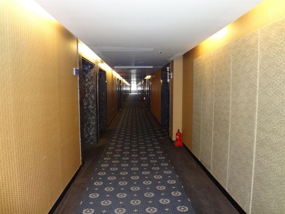 בוסאן Diamond Tourist Hotel מראה חיצוני תמונה