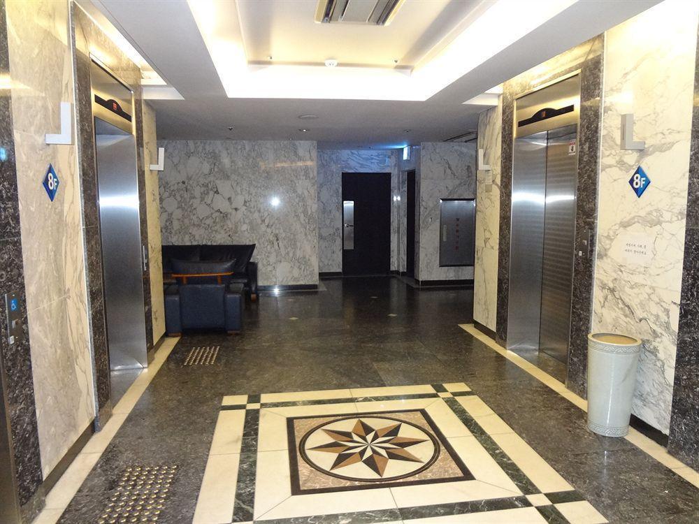 בוסאן Diamond Tourist Hotel מראה חיצוני תמונה