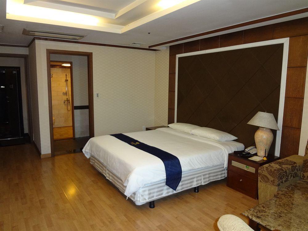 בוסאן Diamond Tourist Hotel מראה חיצוני תמונה