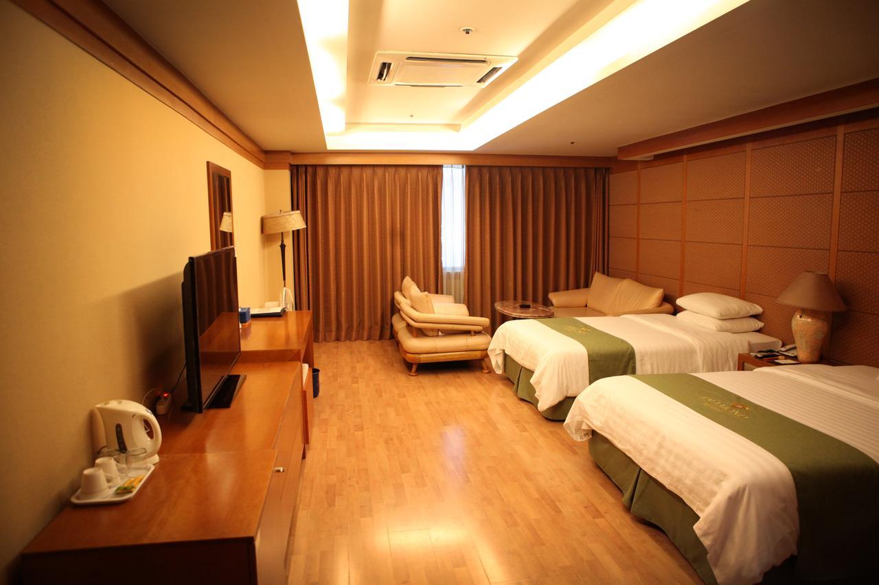 בוסאן Diamond Tourist Hotel מראה חיצוני תמונה